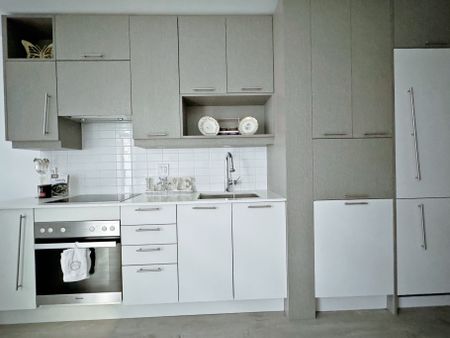 For Lease - 30 Nelson Street Unit# 418, Toronto, Ontario - Photo 2