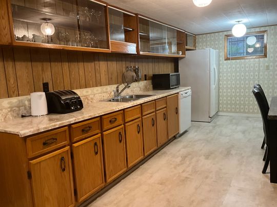 For Lease - 60 Westcroft Drive, Toronto, Ontario - Photo 1