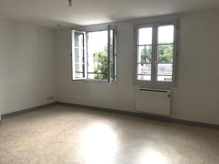 Location Appartement 1 pièce 32m² POITIERS 86000 - Photo 3
