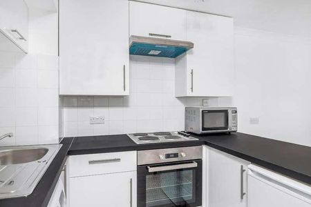 Bermondsey Square, SE1 - Photo 3