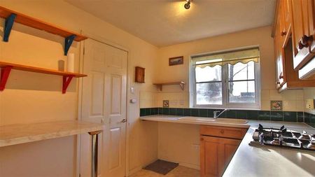 Graylag Crescent, Walton Cardiff, Tewkesbury, GL20 - Photo 5