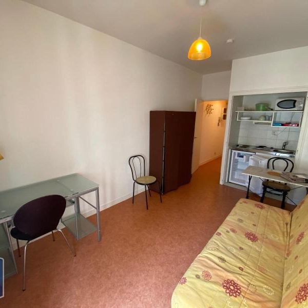 Location Appartement 1 pièce 19m² POITIERS 86000 - Photo 1