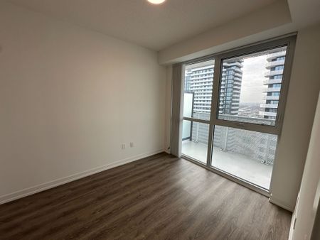 For Lease - 8 Interchange Way Unit# 4215, Vaughan, Ontario - Photo 5