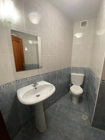 Apartamento de alquiler en Plaza de Montaño, La Merced - Photo 3