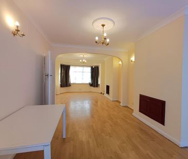 3 bedroom terraced house to rent - Photo 2