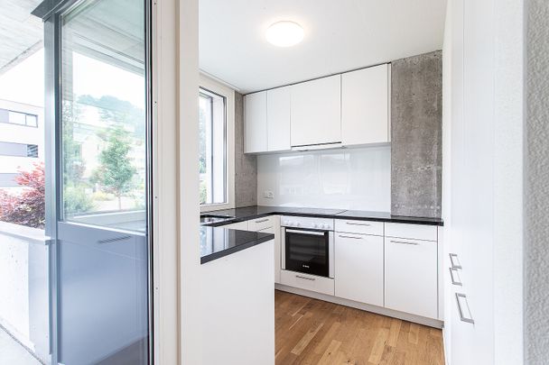 MODERNE Wohnung in Flawil - Foto 1