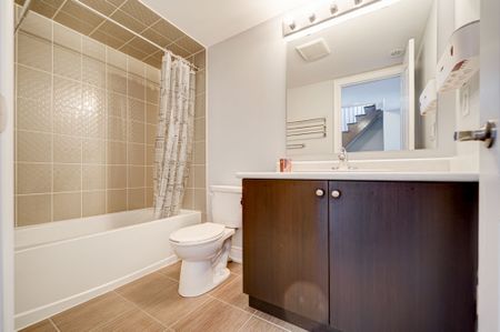 For Lease - 10 Westmeath Lane Unit# 2213, Markham, Ontario - Photo 3