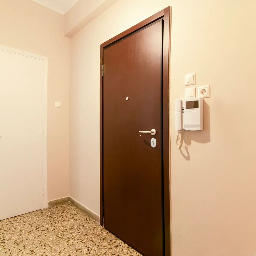 Διαμέρισμα για ενοικίαση Θησείο (Ιστορικό Κέντρο) - Photo 1