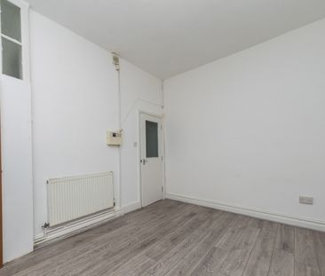 FOUNTAIN STREET MORLEY LEEDS LS27 0AL - Photo 2