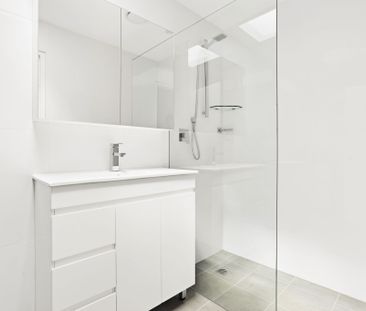 4/83 Roscoe Street, Bondi Beach NSW 2026 - Townhouse For Rent | Domain - Photo 5