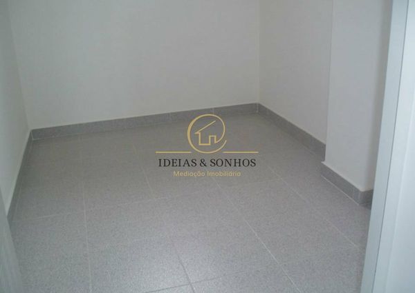 Apartamento T2 em Setúbal