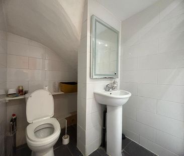 1 bedroom house of multiple occupation to rent - Photo 2