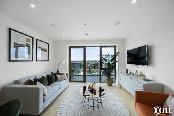 Capital Interchange Way Brentford TW8 - Photo 1