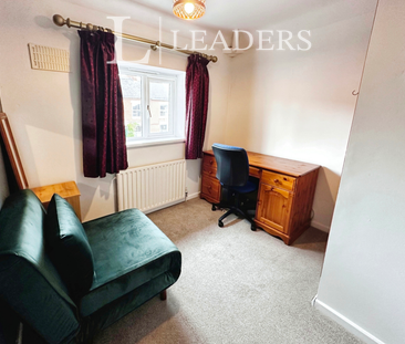 3 bedroom terraced house to rent - Photo 3