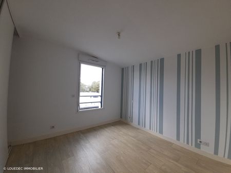 COMBRIT, Contemporaine 2011 de 102.50 m² - Photo 4