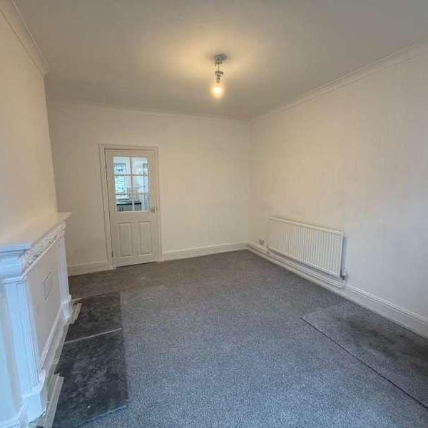 Chestnut Avenue, Montrose Street, Hull, HU8 - Photo 1