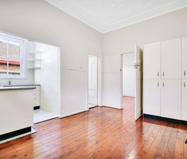 49 Kitchener Avenue, Earlwood NSW 2206 - House For Rent | Domain - Photo 5