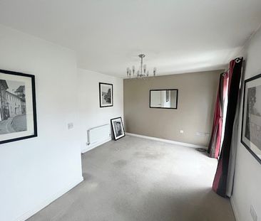 Bellcross Way, Monk Bretton, Barnsley, S71, South Yorkshire - Photo 2