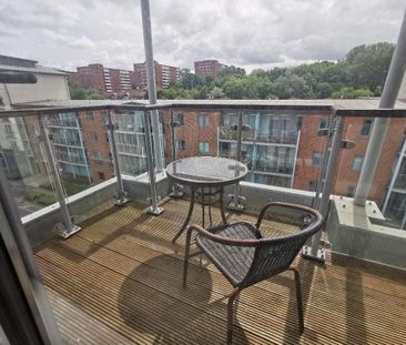 3 bedroom apartment to rent - Photo 5