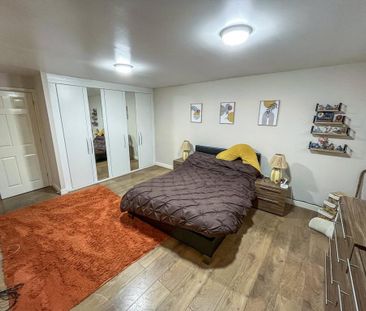 4 bedroom detached house to rent - Photo 5