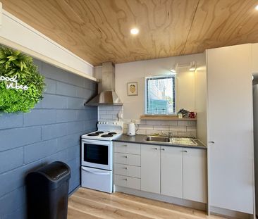 408 The Esplanade, Island Bay - Photo 3