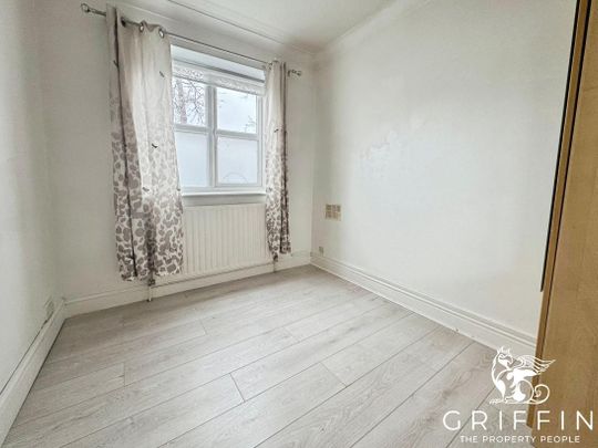 Wharf Road, Grays, RM17 - Photo 1