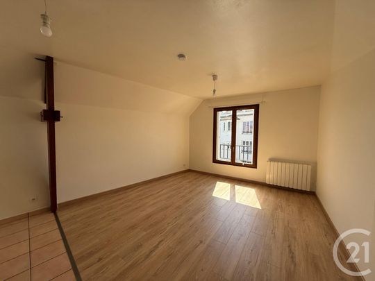 Location Appartement 1 pièce 32m² COULOMMIERS 77120 - Photo 1