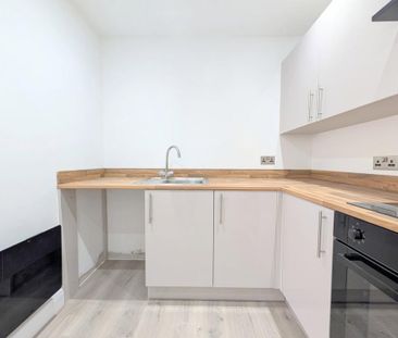 1 bedroom ground floor flat to rent - Photo 3
