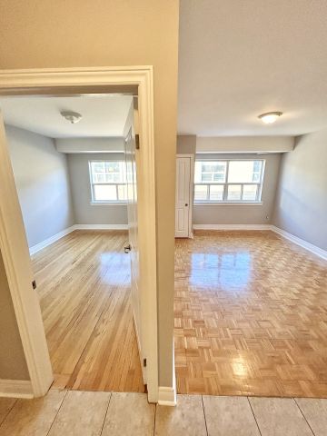 For Lease - 11 Thirty Third Street Unit# 304, Toronto, Ontario - Photo 5