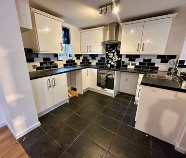 12 Margaret Avenue, Ballyclare, BT39 9HW - Photo 3