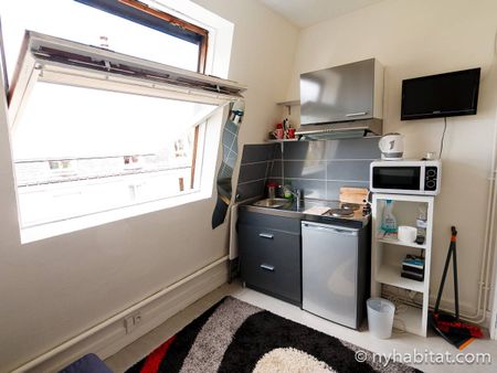 Logement à Paris, Location meublée - Photo 3