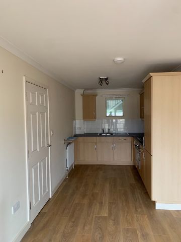 2 Bed Flat, Central Park, SO14 - Photo 4
