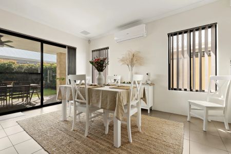 Beautiful 3-Bedroom Home in Erskine - Photo 3