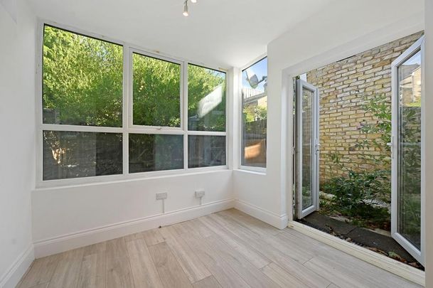 2 bedroom ground floor flat to rent - Photo 1