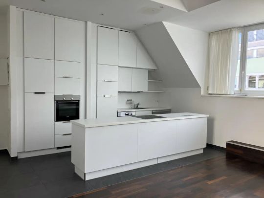 Moderne, klimatisierte 3-Zimmerwohnung mit großer Dach-Terrasse - Foto 1