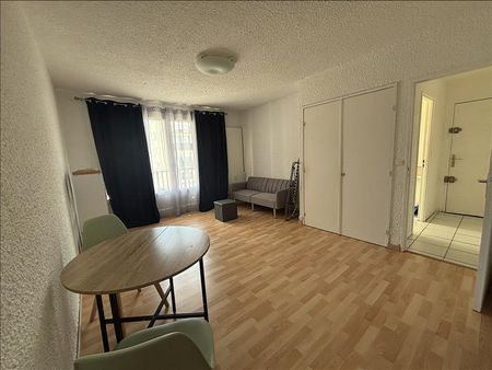 1 pièce - Meublé - 31,7 m² - 2ème étage - Colocation non autorisée - Photo 4