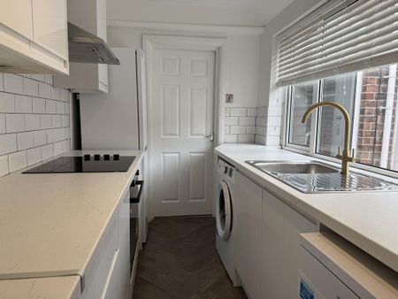 1 bedroom terraced house to rent - Photo 4