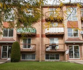 4 rooms apartment of 36m² in Montreal - Photo 2