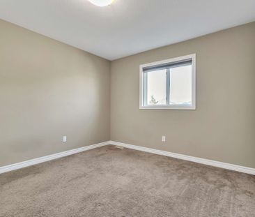 For Lease - 1125 Medway Park Drive, London North, Ontario - Photo 6