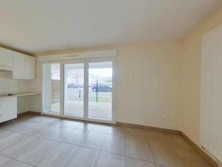 Location Appartement 2 pièces 44m² POITIERS 86000 - Photo 2