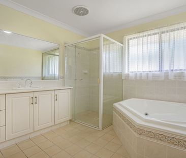 50 Olympus Drive, Robina QLD 4226 - House For Rent | Domain - Photo 5