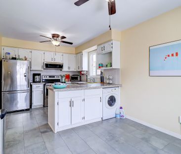 For Lease - 55 Mccrimmon Crescent Unit# Upper, Clarington, Ontario - Photo 3