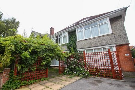 Spacious Ground Floor Flat, Professional Sharers Welcome - Photo 2