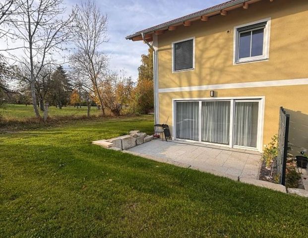 Modernes Wohnen im Grünen - Foto 1