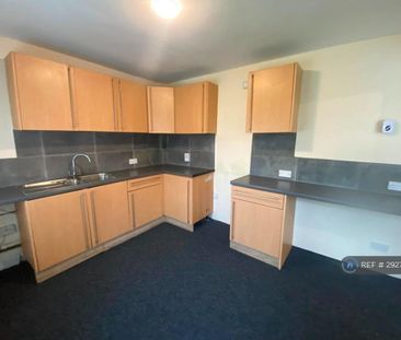 3 bedroom end of terrace house to rent - Photo 6