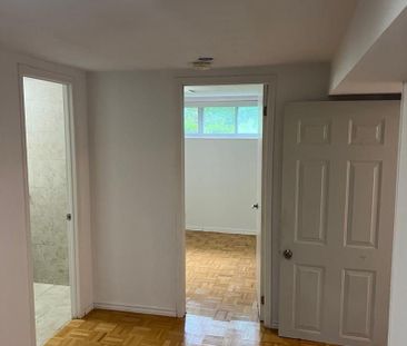 For Lease - 15 Blithfield Avenue Unit# Lower Fl, Toronto, Ontario - Photo 6