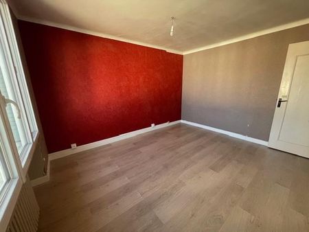 Location Appartement 4 pièces 74m² VILLEURBANNE 69100 - Photo 5