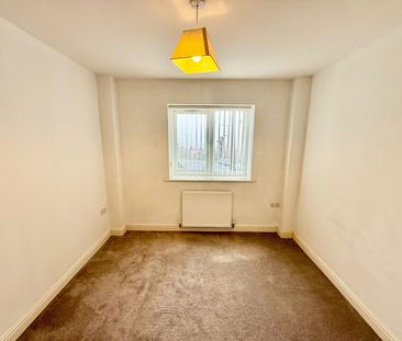 Warrington Street, Birkenhead, CH41 - Photo 2