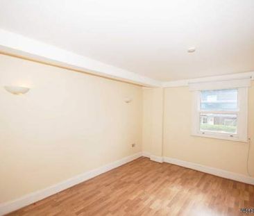 2 bedroom property to rent in London - Photo 1