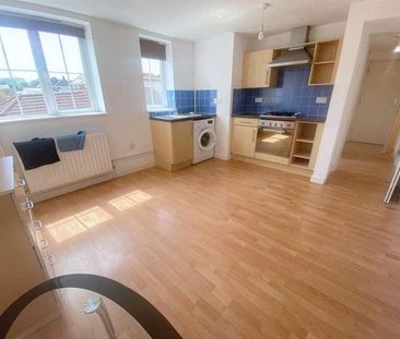 Wellington Street, Luton, LU1 - Photo 1